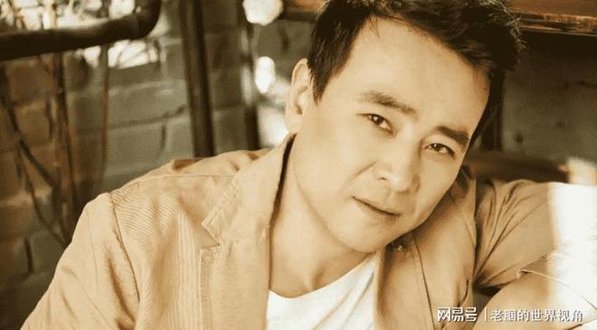 恩愛十幾年難抵殘酷現(xiàn)實？羅鋼娶小23歲郝蕾年齡差原來不算坎(圖2)