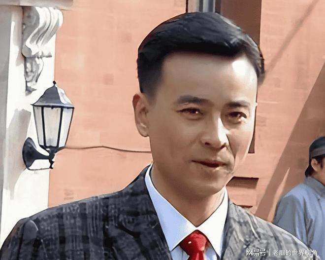 恩愛十幾年難抵殘酷現(xiàn)實？羅鋼娶小23歲郝蕾年齡差原來不算坎(圖11)