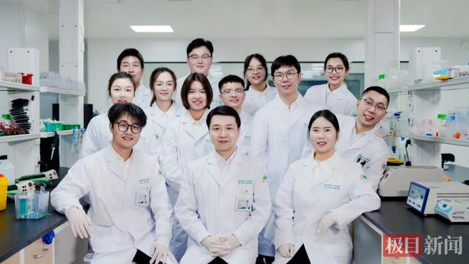 扎根家鄉(xiāng)護心腦健康！80后教授楊簡斬獲湖北科技進步一等獎(圖4)